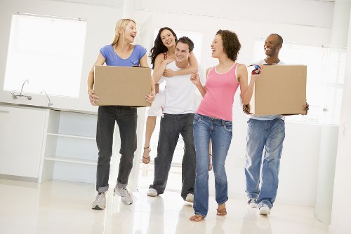Van service for moving items in Holland Park streets